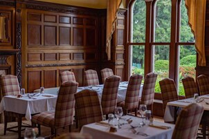 2 restaurants, local cuisine