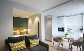 Deluxe Apartment, 1 Bedroom | Premium bedding, individually decorated, individually furnished, desk - No.8 Waterloo Apartments (Birmingham)