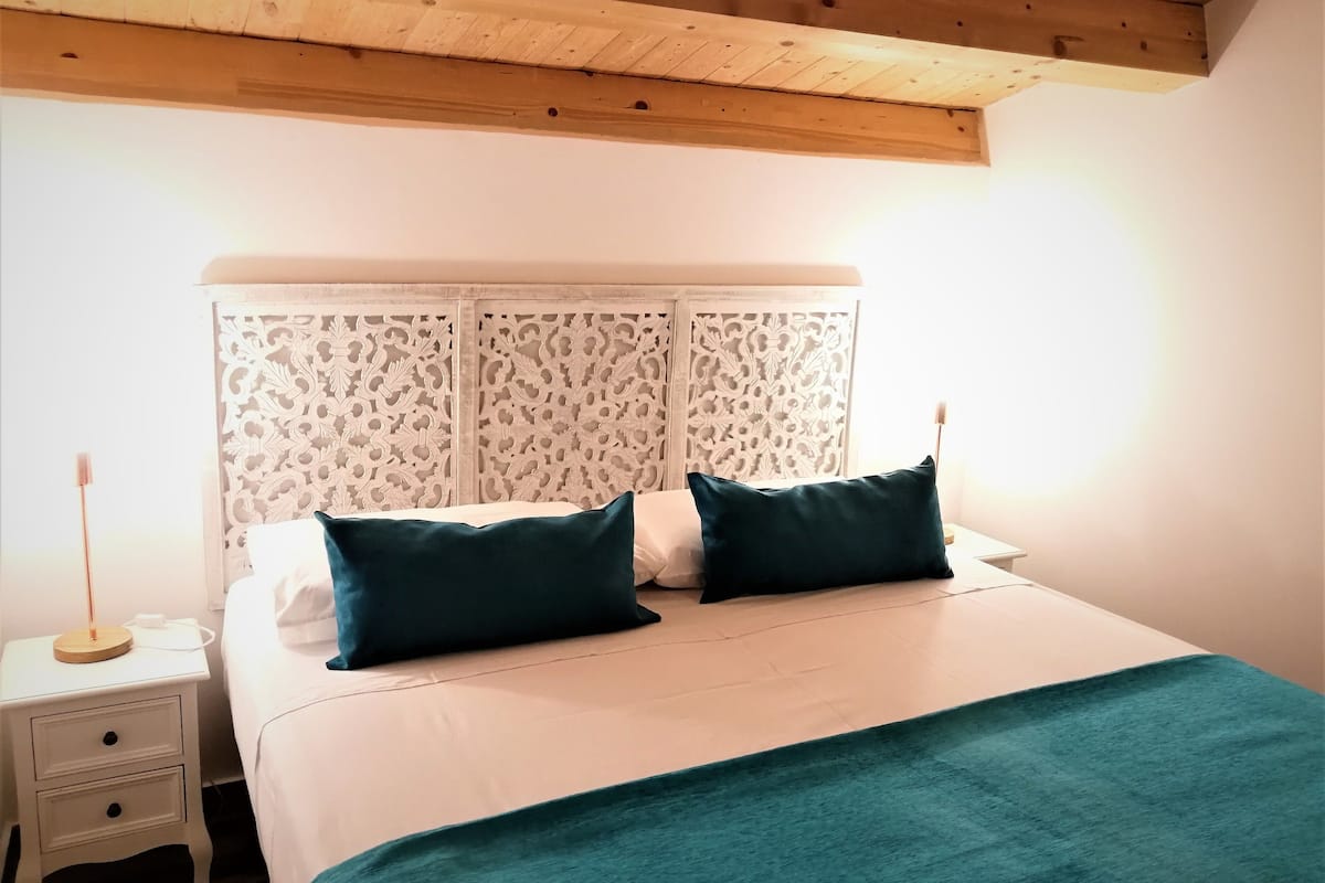Design Triple Room, 1 Bedroom, Refrigerator, Courtyard Area | Premium bedding, minibar, in-room safe, desk