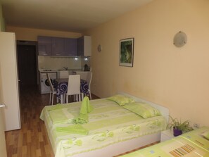 Studio (3 people ) | Living area | Flat-screen TV - Fantasy Apartments (Varna)