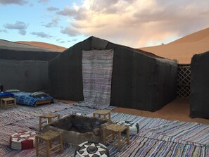 Tent ((Quadruple)) | Bed sheets - Sahara Sabaku Tour Camp (Taouz)