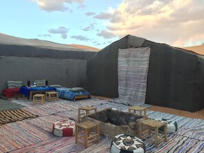 Tent ((Quadruple)) | Bed sheets - Sahara Sabaku Tour Camp (Taouz)