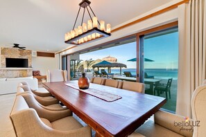 Dining - Stunning 6 bedroom home on best sand beach, 45’ pool/jacuzzi, Bar, BBQ, fire-pit (Bahia de Los Frailes)