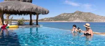 Neue vier Schlafzimmer Bahia Frailes Strandhaus neben Cabo Pulmo Marine Park