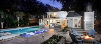 3405 Cameron by AvantStay | Pool, Outdoor Kitchen