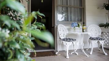 Queen Suite | Terrace/patio