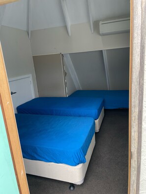 5 chambres, fer et planche Ă  repasser, Wi-Fi gratuit, draps fournis