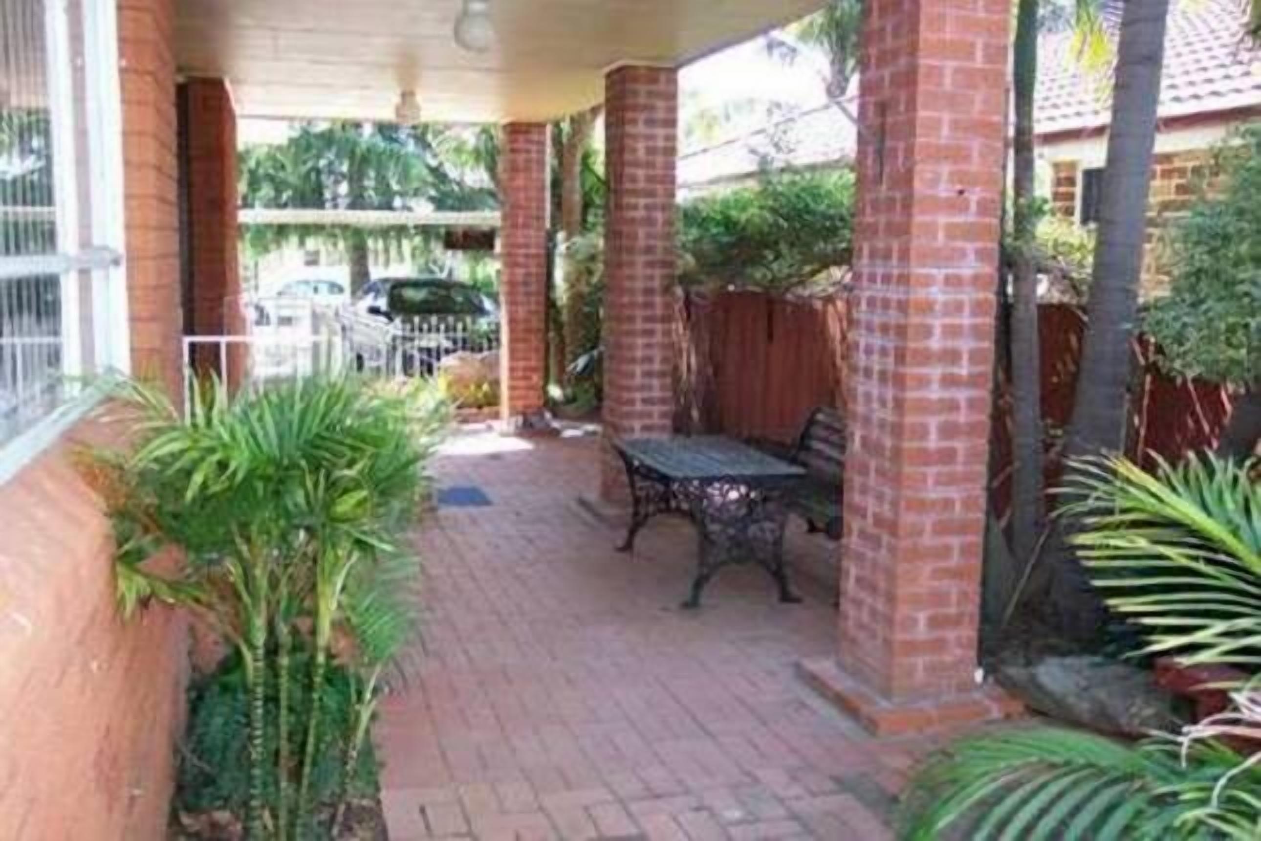 Budget Sydney Holiday House with WIFI & Netflix — image 4