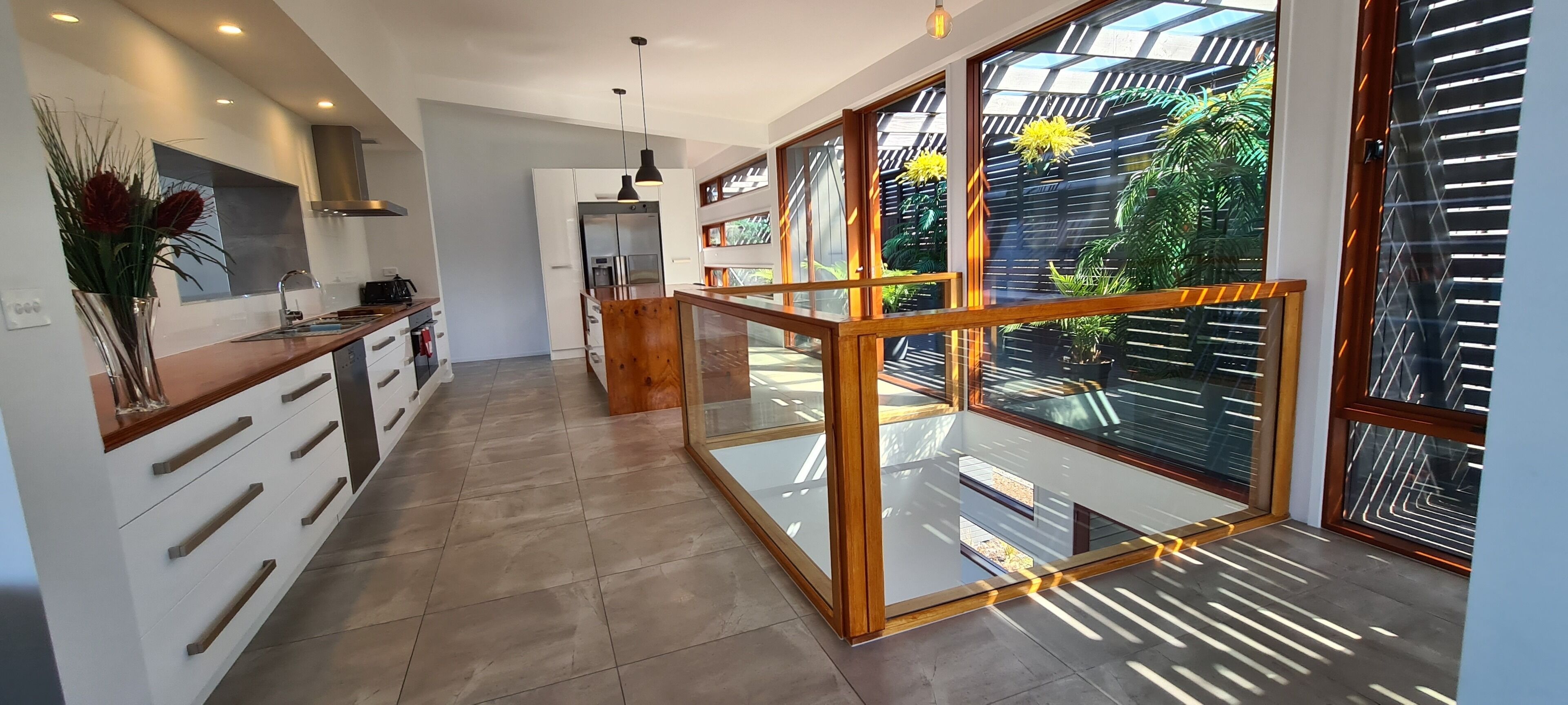 AMAZING ICONIC  5-✨️ LUXURY WATERFRONT MANSION RETREAT ON THE FAMOUS RIVIERAWALK — image 5