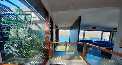 AMAZING ICONIC 5-✨️ LUXURY WATERFRONT MANSION RETREAT ON THE FAMOUS RIVIERAWALK