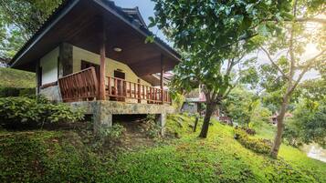 Superior Bungalow | Free WiFi