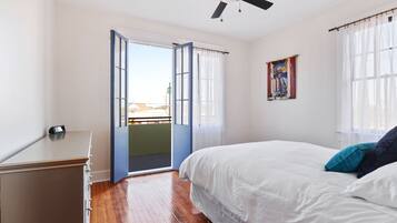 4 chambres, fer et planche à repasser, Wi-Fi gratuit, draps fournis