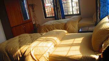 Twin Room, Non Smoking, Hill View