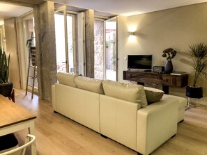 Televisión y estéreo 