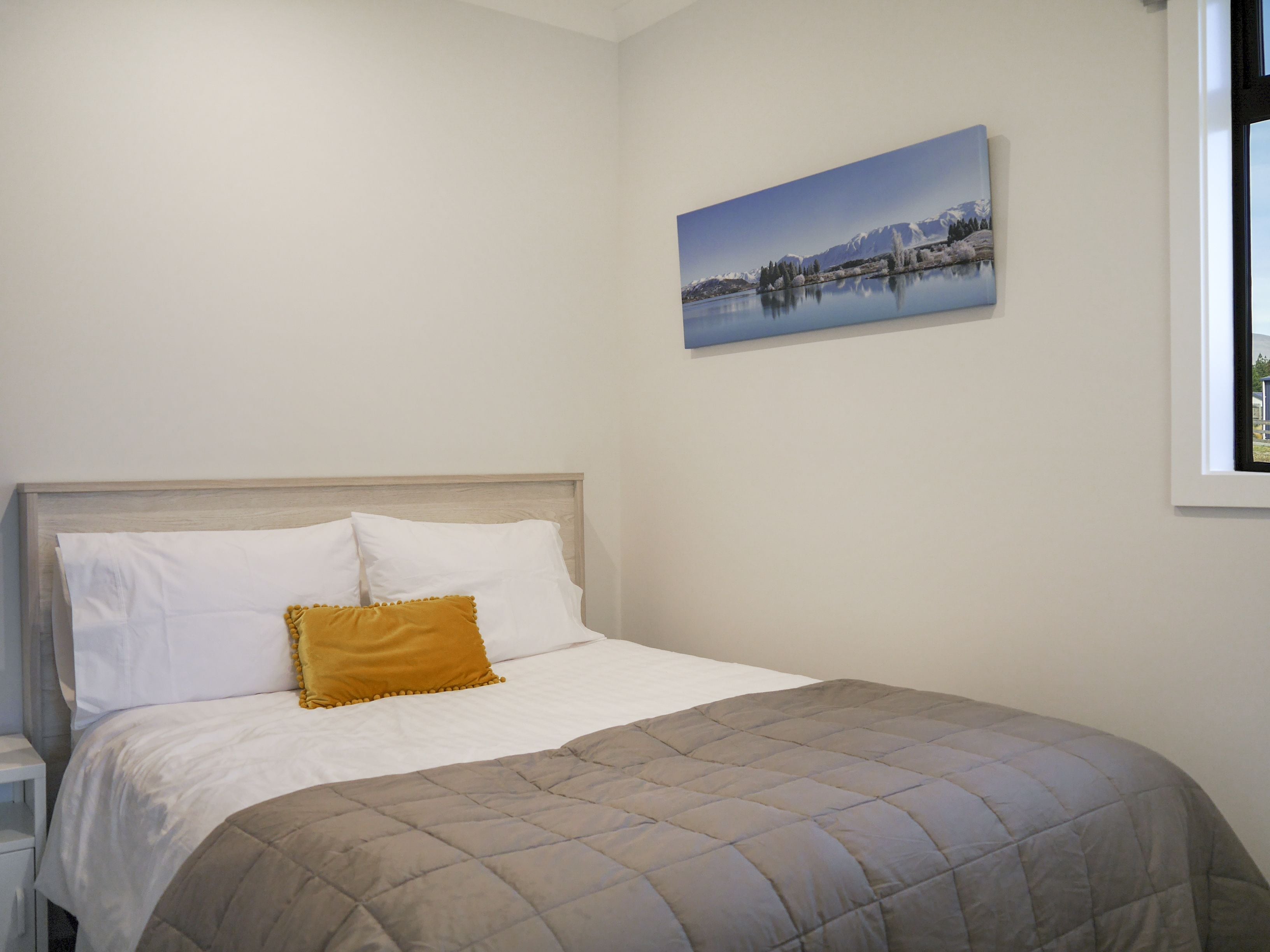 Cottage, 2 Bedrooms, Non Smoking, Kitchen | 2 bedrooms, soundproofing, iron/ironing board, free WiFi