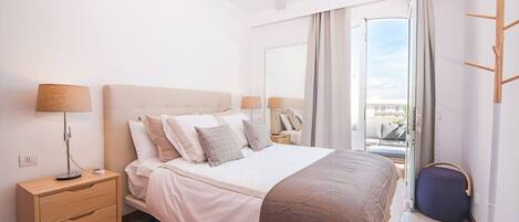 Desk, iron/ironing board, travel cot, free WiFi