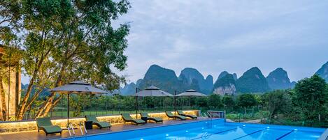 Alberca al aire libre