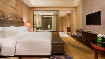 Down comforters, minibar, in-room safe, desk