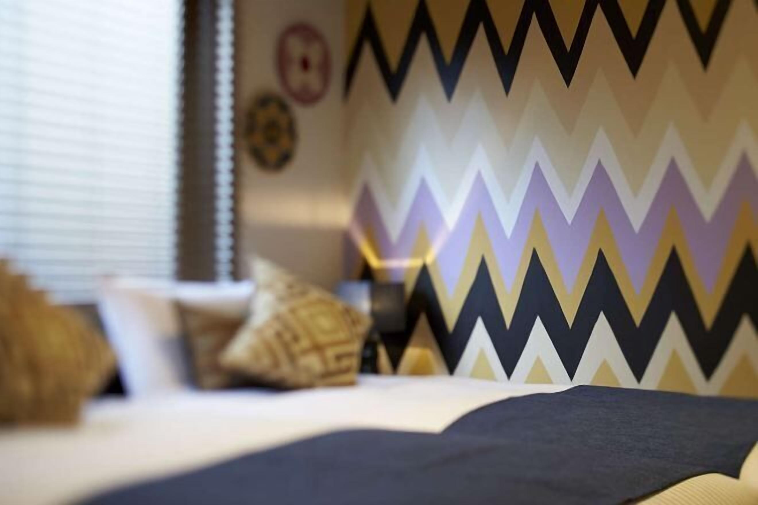 Coffres-forts dans les chambres, bureau, rideaux occultants