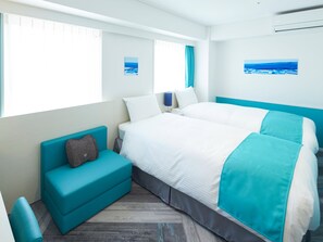 In-room safe, desk, soundproofing, free WiFi - Daiwa Roynet Hotel Osaka Shin Umeda ANNEX (Osaka)