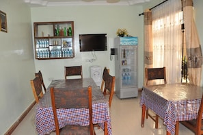Free daily local cuisine breakfast