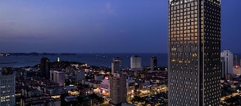 Pullman Yantai Center