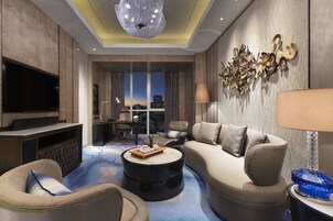 48-inch LED TV with cable channels, TV