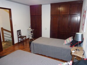 2 bedrooms, Internet, bed sheets