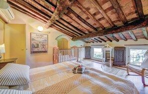 2 chambres, lit parapluie, Wi-Fi gratuit, draps fournis