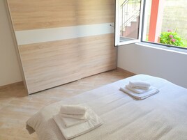 아파트, 침실 1개, 바다 전망 | 1 개의 침실, 다리미/다리미판, 무료 유아용 침대, 무료 WiFi