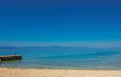 Lovely home in Malinska Dubasnica