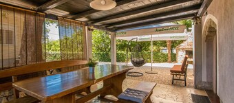 Lovely home in Malinska Dubasnica