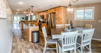 The Apple Blossom Cabin