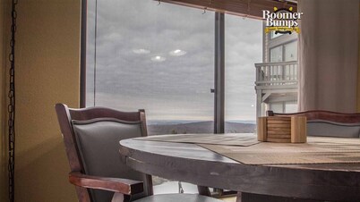 Seven Springs Slope-Side Home, Ski right to the Lift #1  Boomerang Trail.