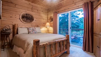 3 camere, una scrivania, ferro/asse da stiro, culla da viaggio