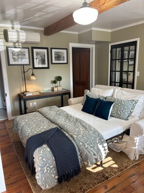 1 slaapkamer, een strijkplank/strijkijzer, gratis wifi, beddengoed