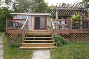 Exterior - Beautiful Views, Sunrises, Dog Friendly, Comfortable! (Penn Yan)