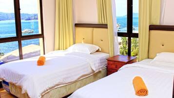 Apartment, 3 Bedrooms (City Waterfront View) | Desk, laptop workspace, iron/ironing board, cots/infant beds