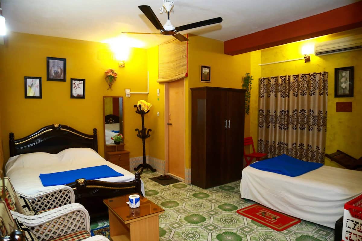 Deluxe Triple Room | Desk, soundproofing, free WiFi
