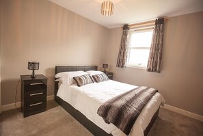 2 Schlafzimmer, Bügeleisen/Bügelbrett, kostenloses WLAN, Bettwäsche