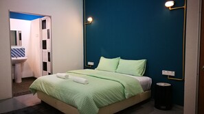 In-room safe, free WiFi, bed sheets - Summer Terrace - Hostel (George Town)