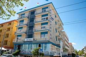Front of property - Los Angeles Hotel (Riccione)