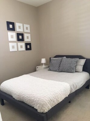 Rumah Deluks, 3 kamar tidur | 1 kamar tidur, seprai premium, selimut bulu angsa, dan meja kerja