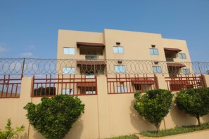 숙박 시설 정면