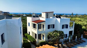 Familie appartement, 1 slaapkamer, kitchenette, aan het zwembad | Luchtfoto