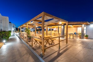 Façade de l’hébergement - soirée/nuit