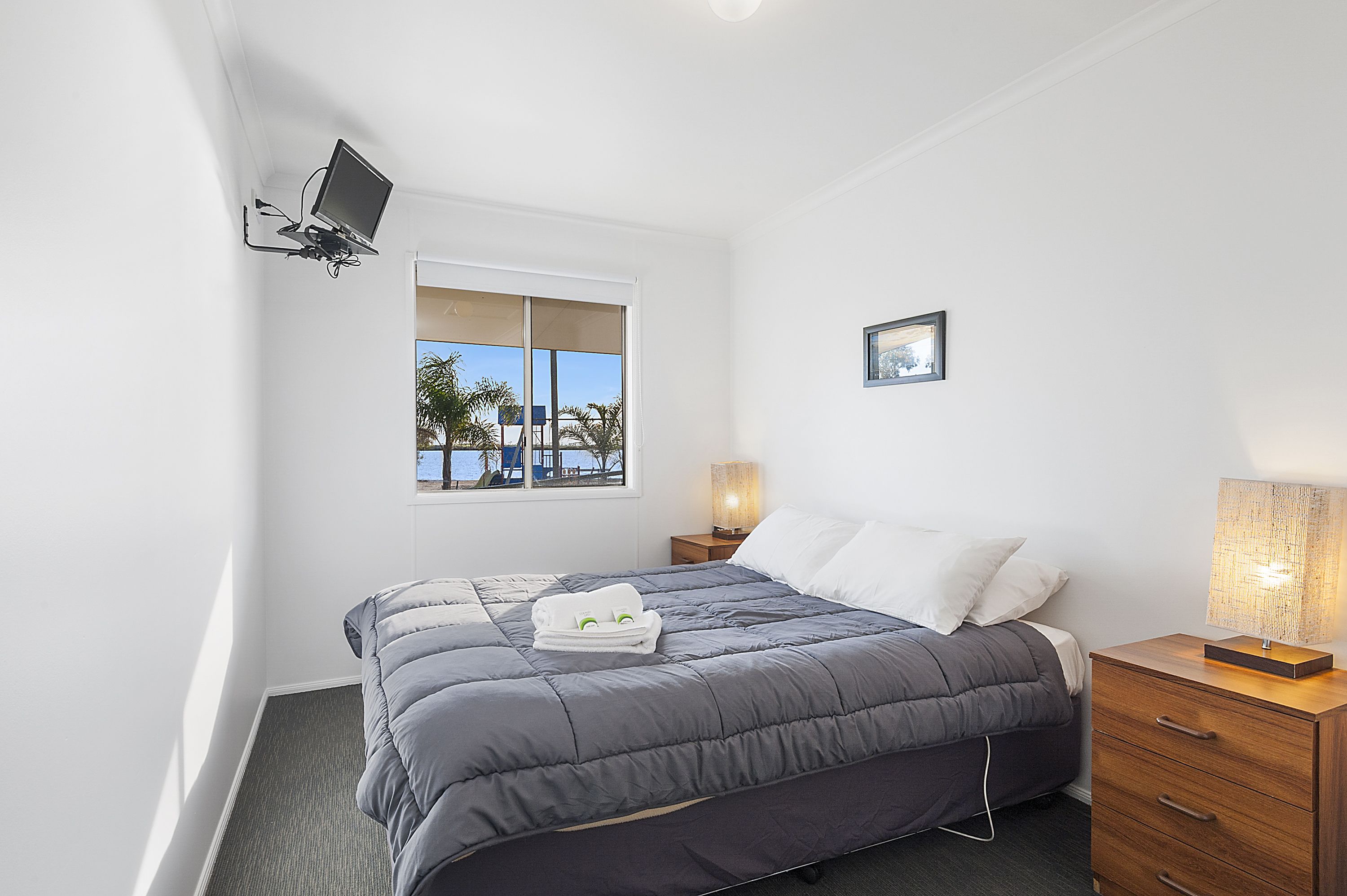 Cabin, 2 Bedrooms | Free WiFi, bed sheets