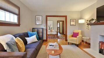 TV connectée, Netflix, livres, services de streaming