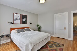 3 chambres, fer et planche à repasser, lit parapluie, Wi-Fi gratuit