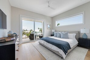 4 bedrooms, desk, iron/ironing board, travel cot